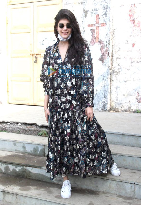 photos sanjana sanghi spotted outside the sets of a comedy show to promote her new single 2