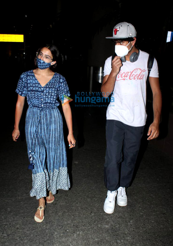 photos sara ali khan tamannaah bhatia and others snapped at the airport 1