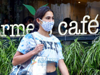 Photos: Sara Ali Khan spotted at The Farmer's Cafe