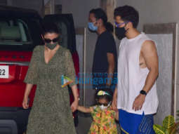 Photos: Soha Ali Khan and Kunal Kemmu snapped with their daughter at Kareena Kapoor Khan’s house