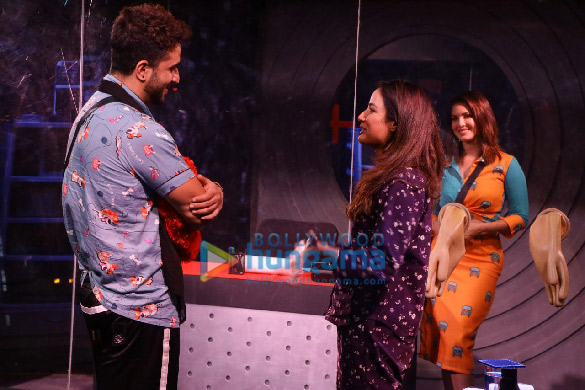 photos sunny leone snapped on sets of bigg boss 14 3