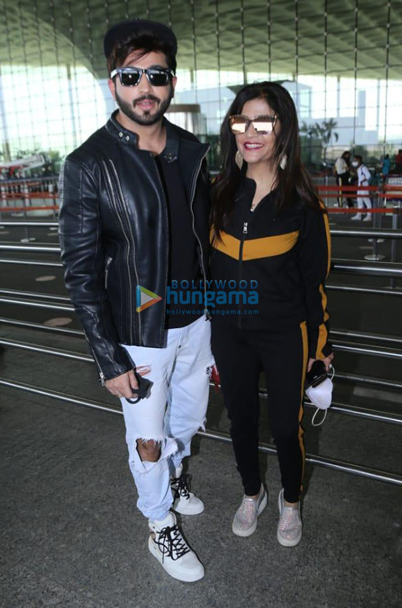 photos tamannaah bhatia dheeraj dhoopar and shibani kashyap snapped at the airport 1