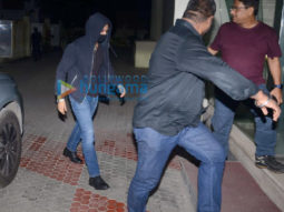 Photos: Varun Dhawan snapped at Rohit Shetty’s office in Andheri