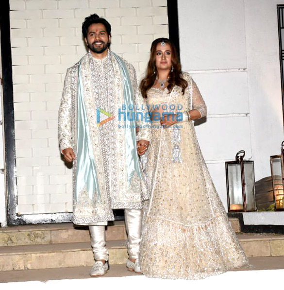 photos varun dhawan ties the knot with natasha dalal in alibag 5