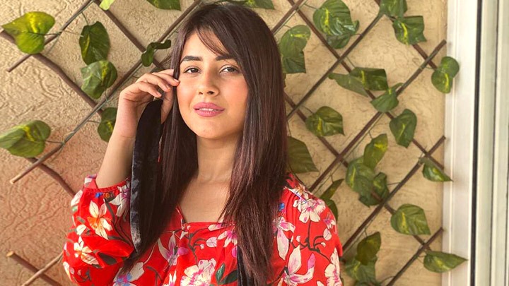 Shehnaaz Gill: “Main chahti hoon ke Sidharth Shukla ke sath mera BOND hamesha bana rahe aur…” Shehnaaz Gill: “Main chahti hoon ke Sidharth Shukla ke sath mera BOND hamesha bana rahe aur…”