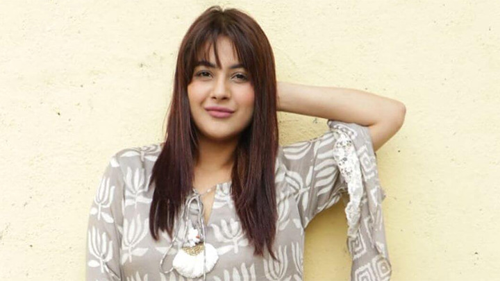 WOW – Shehnaaz Gill: “Mera jo RELATIONSHIP tha Sidharth Shukla ke sath wo…” WOW – Shehnaaz Gill: “Mera jo RELATIONSHIP tha Sidharth Shukla ke sath wo…”