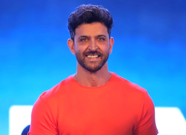 Hrithik Roshan sings 'Senorita' along with fans as he joins a Twitter thread completing the lyrics of the song