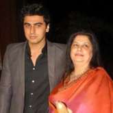 Arjun Kapoor fondly remembers his mother Mona Kapoor on her birth anniversary