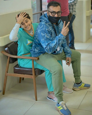 On The Sets From The Movie Do Baaraa
