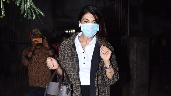 Jacqueline Fernandez spotted at salon in Juhu