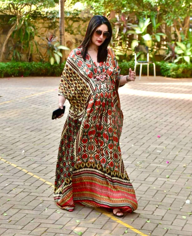 Kareena Kapoor Khan's Italian luxury Bottega Veneta bag is worth whopping Rs. 2.75 lakhs Kareena Kapoor Khan's Italian luxury Bottega Veneta bag is worth whopping Rs. 2.75 lakhs