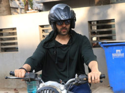 Kartik Aaryan spotted at a dance studio in Andheri