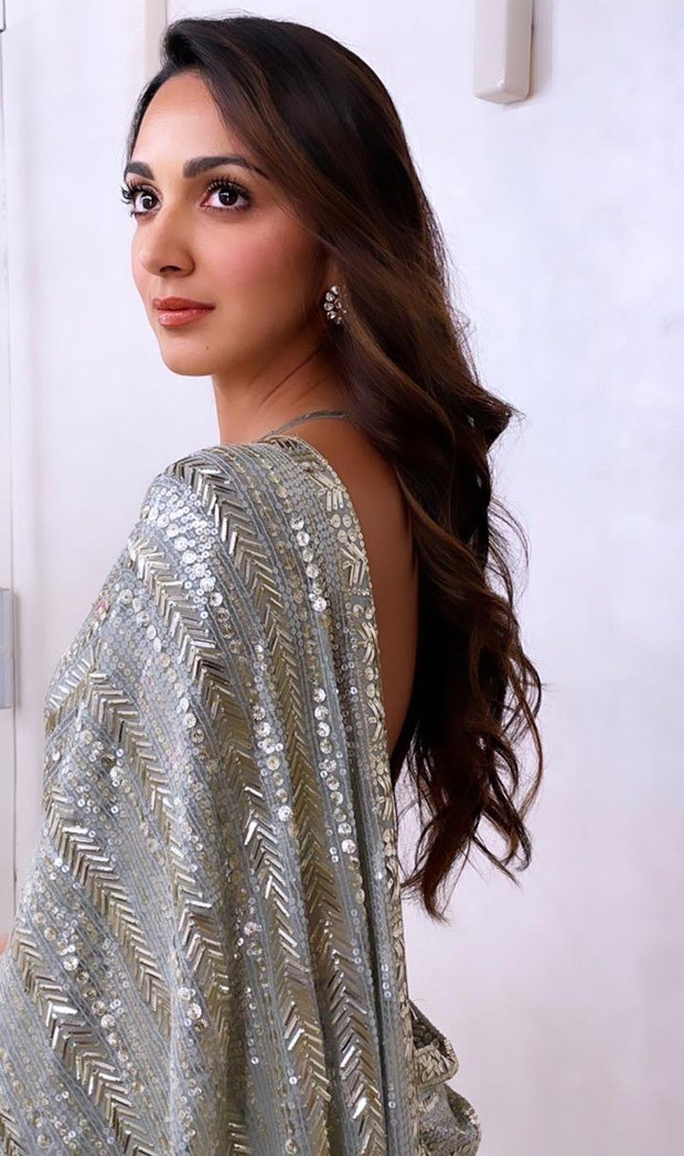 Kiara Advani looks exquisite in metallic saree from Manish Malhotra’s Taban collection