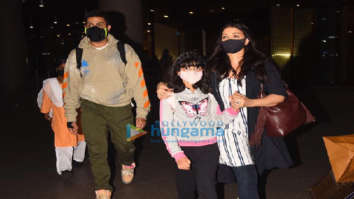 Photos: Abhishek Bachchan, Aishwarya Rai Bachchan and Aaradhya Bachchan snapped at the airport