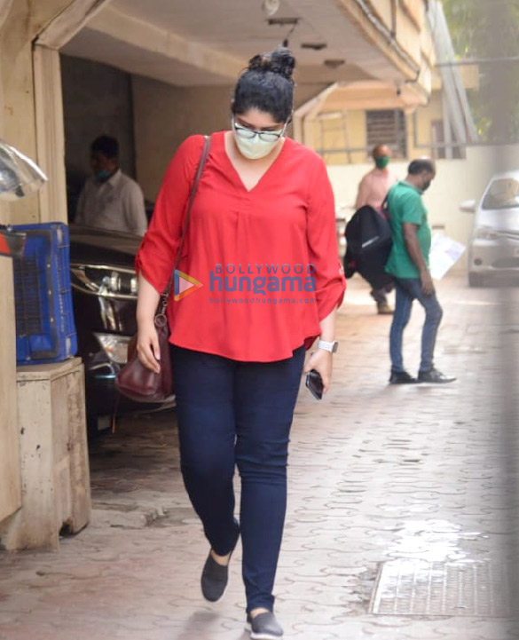photos arjun kapoor and anshula kapoor snapped in juhu 2