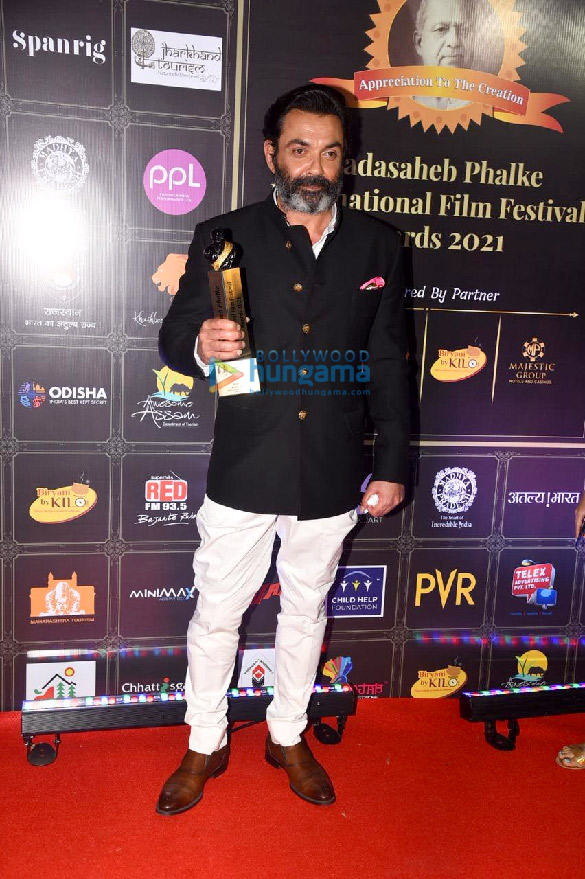 photos celebs grace the dadasaheb phalke international film festival awards 2021 2525 4