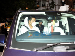 Photos: Hrithik Roshan, Sussanne Khan, Tejas Thackeray and Rashmi Thackeray snapped at Sanjay Khan’s bungalow in Juhu for private dinner