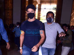 Photos: Hrithik Roshan arrives at Commissioner Of Police Office in Mumbai