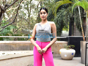 Photos: Janhvi Kapoor and Varun Sharma promote their film Roohi