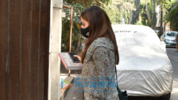Photos: Natasha Dalal snapped in Juhu