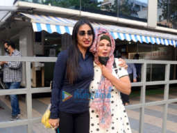 Photos: Rakhi Sawant and Kashmera Shah snapped in Juhu