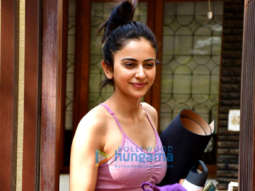 Photos: Rakul Preet Singh spotted at Anshuka Yoga classes in Bandra