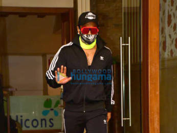 Photos: Ranveer Singh spotted at a clinic in Bandra