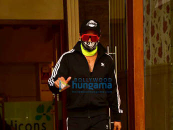 Photos: Ranveer Singh spotted at a clinic in Bandra