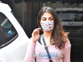 Photos: Rhea Chakraborty and Showik Chakrabarti snapped at a gym in Khar