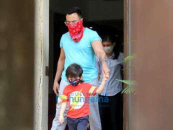 Photos: Saif Ali Khan and Taimur Ali Khan spotted in Bandra