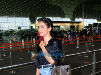 Photos: Sanya Malhotra, Ayushmann Khurrana, Kartik Aaryan and others snapped at the airport