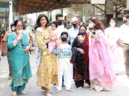 Photos: Shilpa Shetty and family snapped at Siddhivinayak Temple
