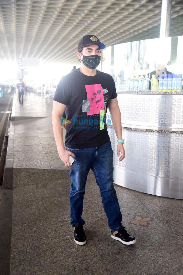 photos shruti haasan and arbaaz khan snapped at the airport 4