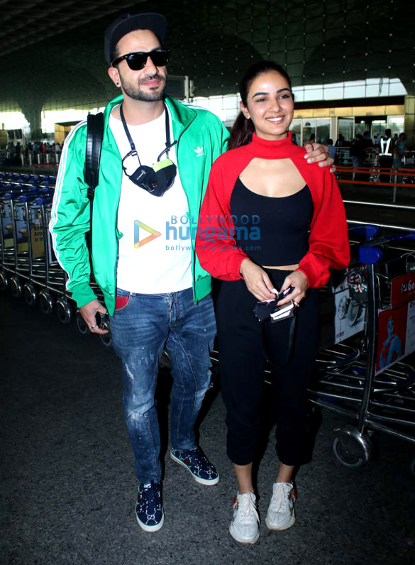 photos tamanna bhatia aly goni jasmin bhasin and maniesh paul snapped at the airport 2