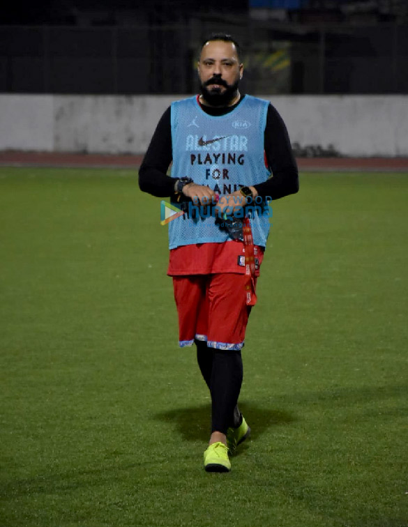 photos tiger shroff disha patani and others snapped at football ground in bandra 0021 1