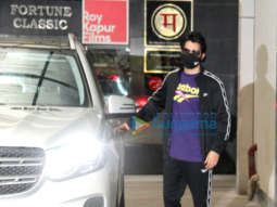 Photos: Varun Dhawan spotted at Body Sculptor gym in Khar