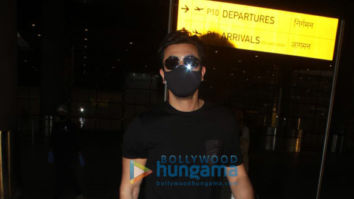 Photos: Warina Hussain, Ranbir Kapoor, Hansika Motwani and others snapped at the airport