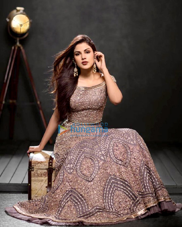 rhea chakraborty 8 2