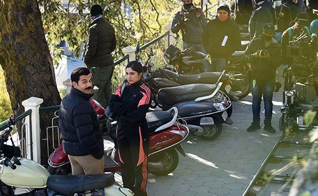 Rajkummar Rao plays a cop and Bhumi Pednekar stars as a PT teacher in the behind-the-scenes of Badhaai Do