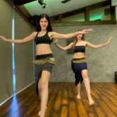 Shanaya Kapoor shows belly dancing skills while grooving to Shakira's 'Hips Don't Lie'