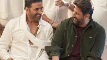 Arshad Warsi shares a still from Bachchan Pandey with Akshay Kumar as he wraps up the shoot of the film
