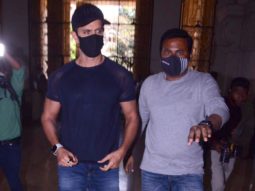 Hrithik Roshan arrives at Mumbai Crime Branch office to record statement in case against Kangana Ranaut