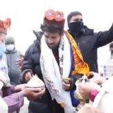 EXCLUSIVE: Kartik Aaryan engages in a fun banter with natives of Manali as they give him a warm welcome; Watch