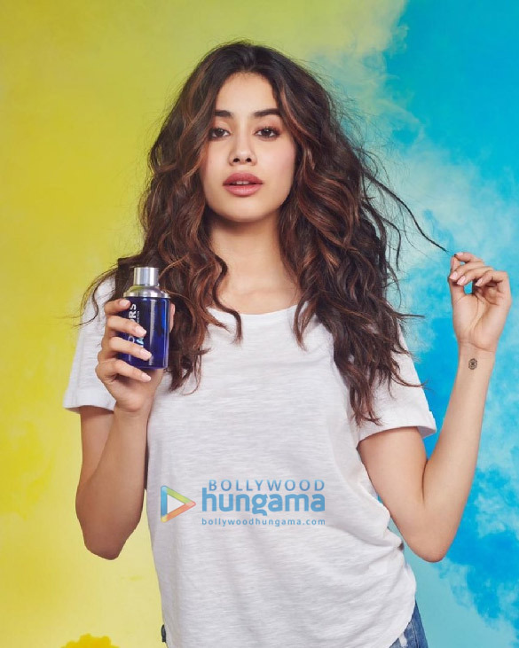 janhvi kapoor 29