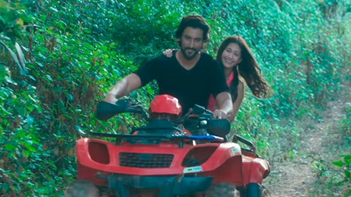 Koi Jaane Na – Title Track (Video Song) | Kunal Kapoor | Amyra Dastur