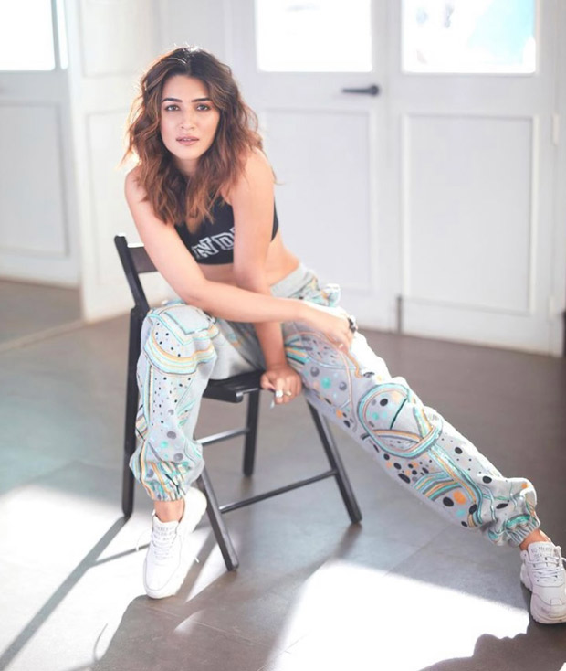 Kriti Sanon aces off-duty style in sports bra and printed joggers Kriti Sanon aces off-duty style in sports bra and printed joggers