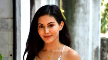 Photos: Amyra Dastur spotted in Bandra