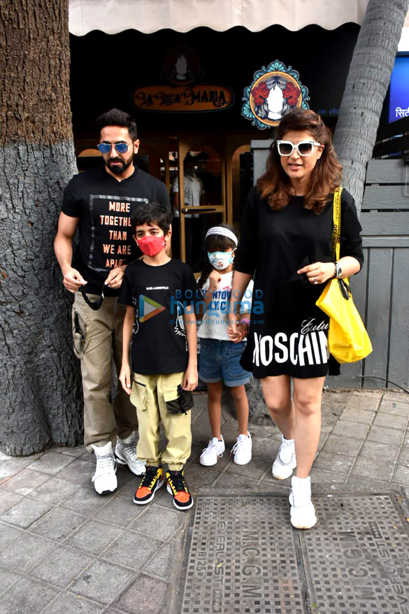 photos ayushmann khurrana snapped with wife tahira kashyap and kids in bandra 1