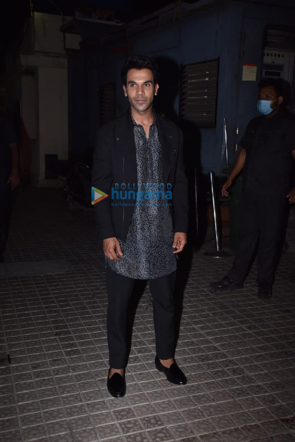 photos celebs grace the screening of roohi 00912 2