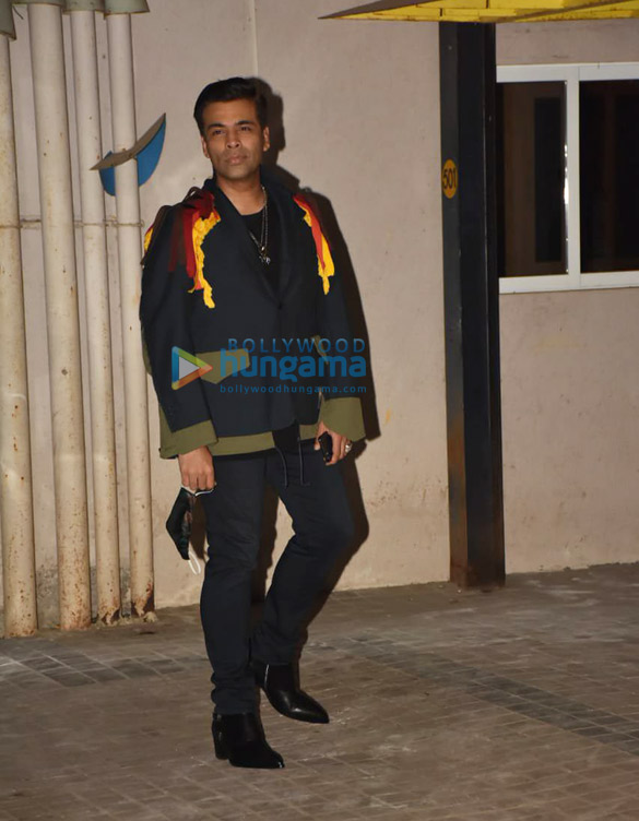 photos celebs snapped at bunty sachdevas house party 9